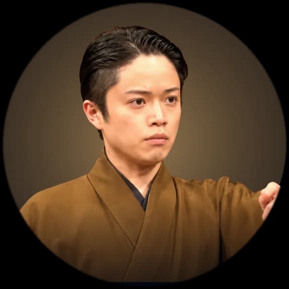 秋山悠介
